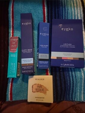 Eyeko bundle Palette 3 lash alert mascara black fluffy brow warm brown thrive